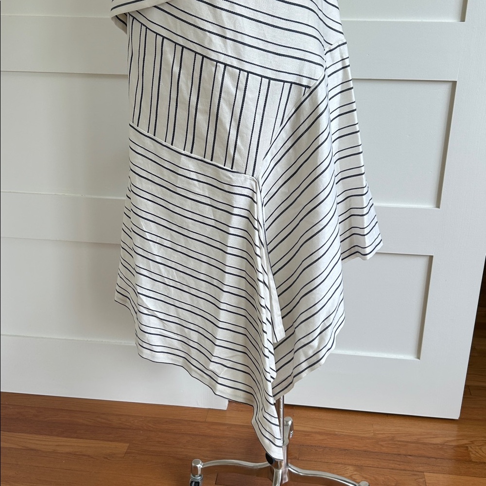 ACLER- Strand midi dress asymmetrical panels in navy and cream handkerchief hem - Picture 7 of 12